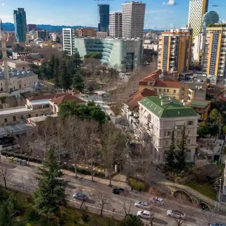 아파트 Kevin's 101 - Tirane, Albania