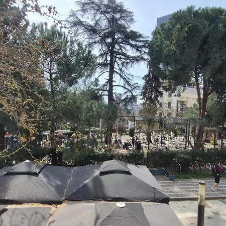 Kevin's 101 - Tirane, Albania