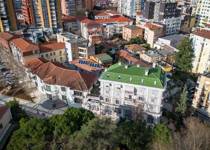 Kevin's 101 - Tirane, Albania 地拉那